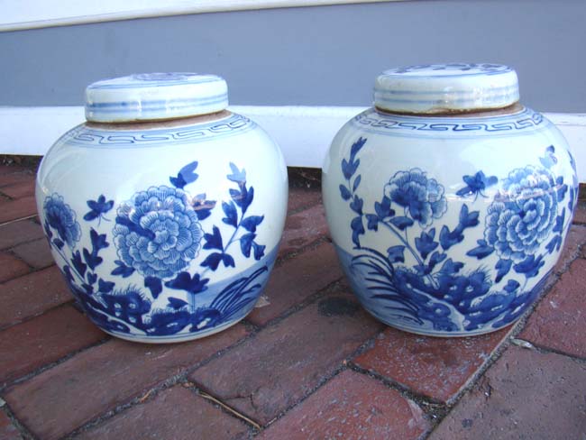 a fine pair of Chinese ginger jars, 20th century